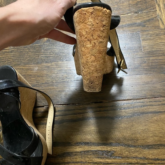 Jimmy Choo Wedge - Picture 4 of 8